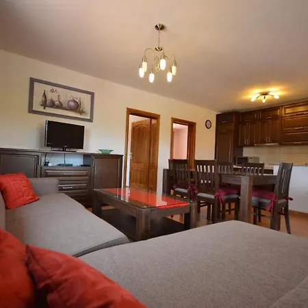 With Parking Space - 18562 Appartamento Vir