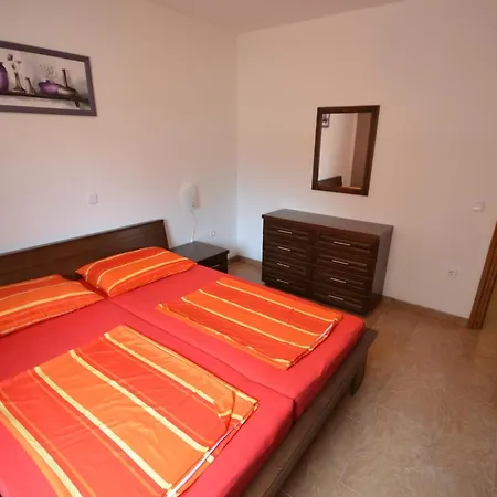 With Parking Space - 18562 Apartman *