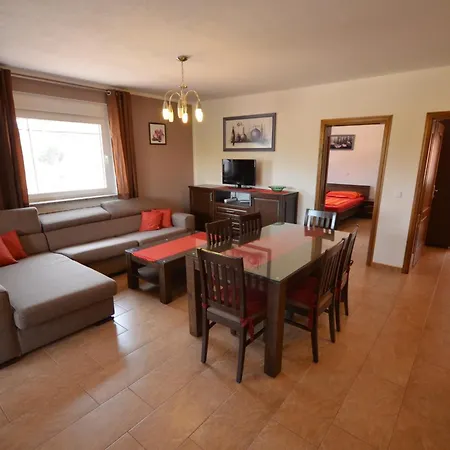 With Parking Space - 18562 Apartman